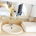 Apartment 444 Tourny - Localisation Exceptionnelle 2 Avec Ascenseur Et Parking